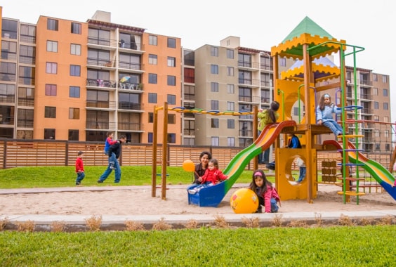 parque y terrazas de surco min